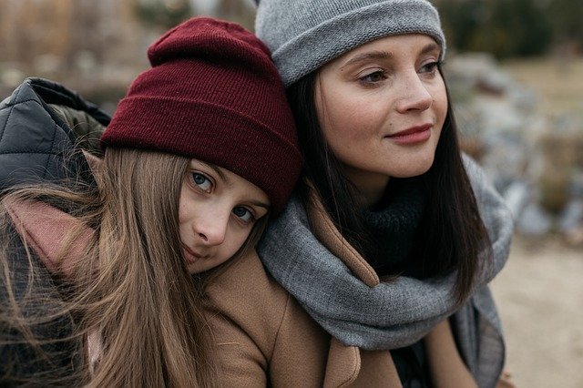 mom with teen daughter